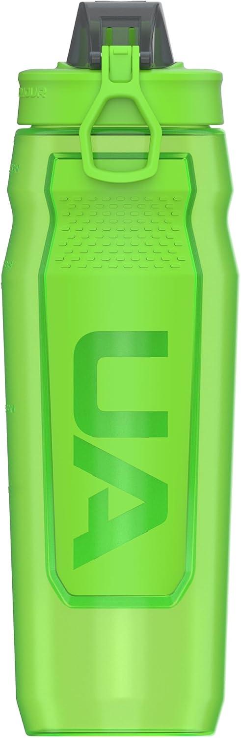 imageUNDER ARMOUR 32oz Playmaker Squeeze Water BottleHyper Green