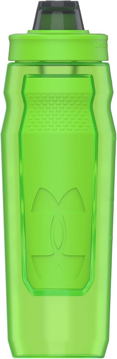 imageUNDER ARMOUR 32oz Playmaker Squeeze Water BottleHyper Green