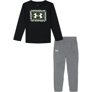 imageUnder Armour Boys Outdoor Long Sleeve Tee Stylish Crew Neckline Cute Full FitBlackFootball Field