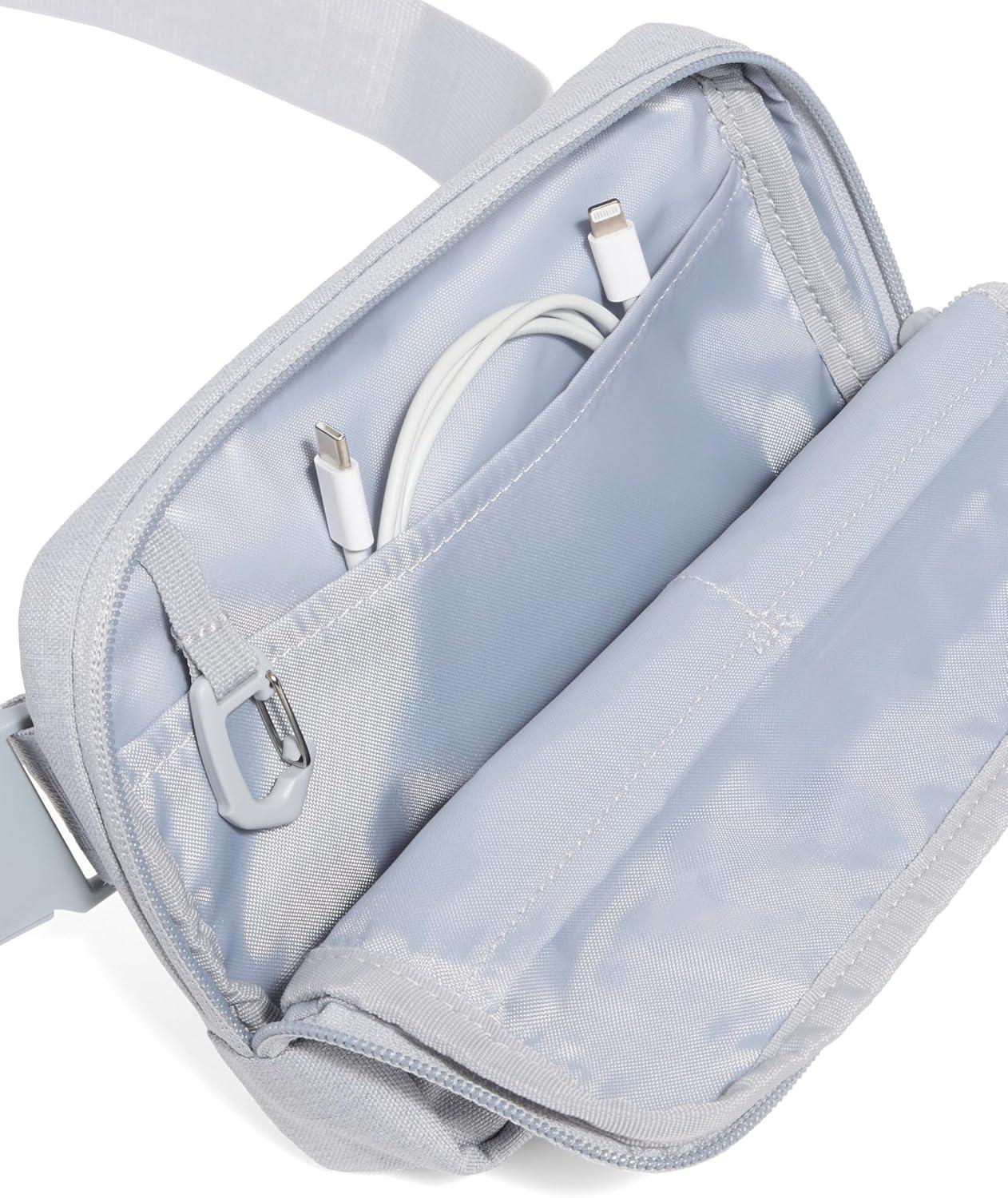 imageUnder Armour Loudon Crossbody Waist Bag011 Mod Gray   White
